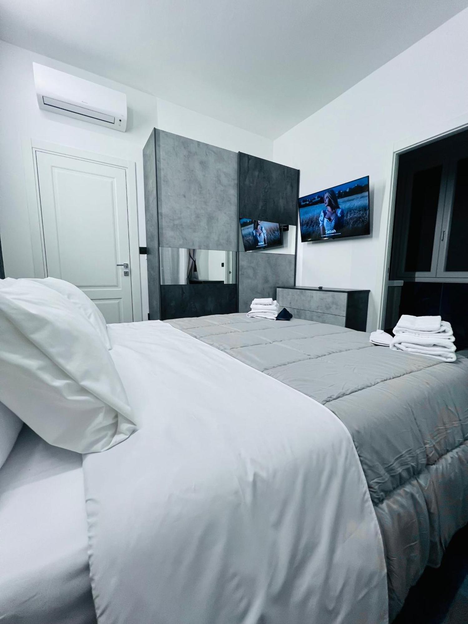 Seven Nights Bologna Bed & Breakfast Ngoại thất bức ảnh