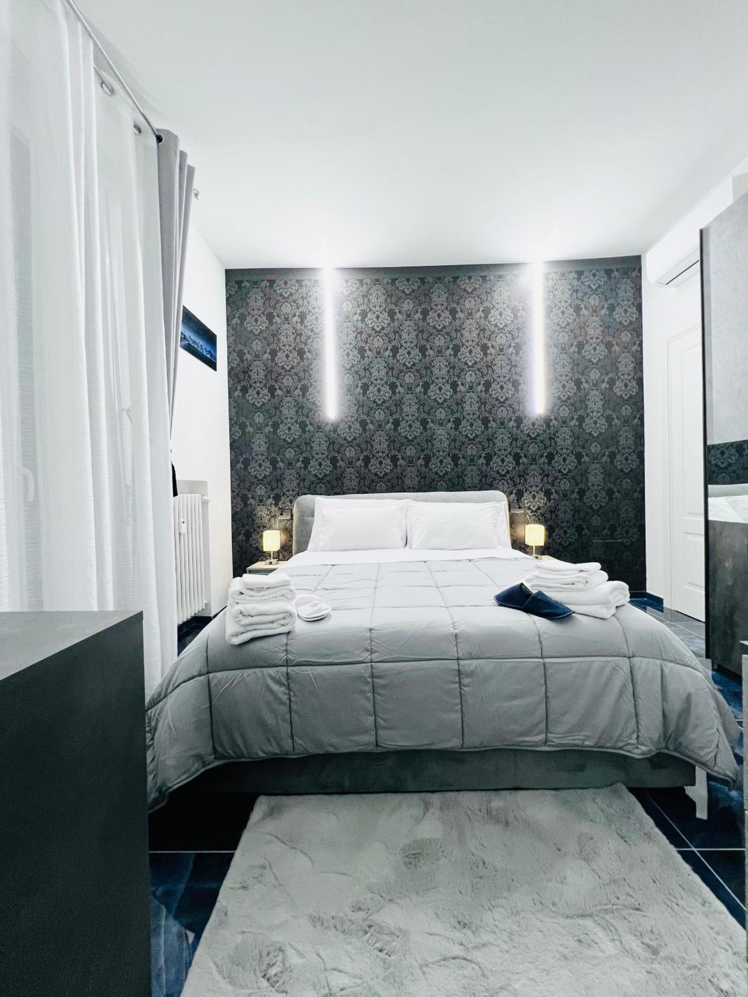 Seven Nights Bologna Bed & Breakfast Ngoại thất bức ảnh
